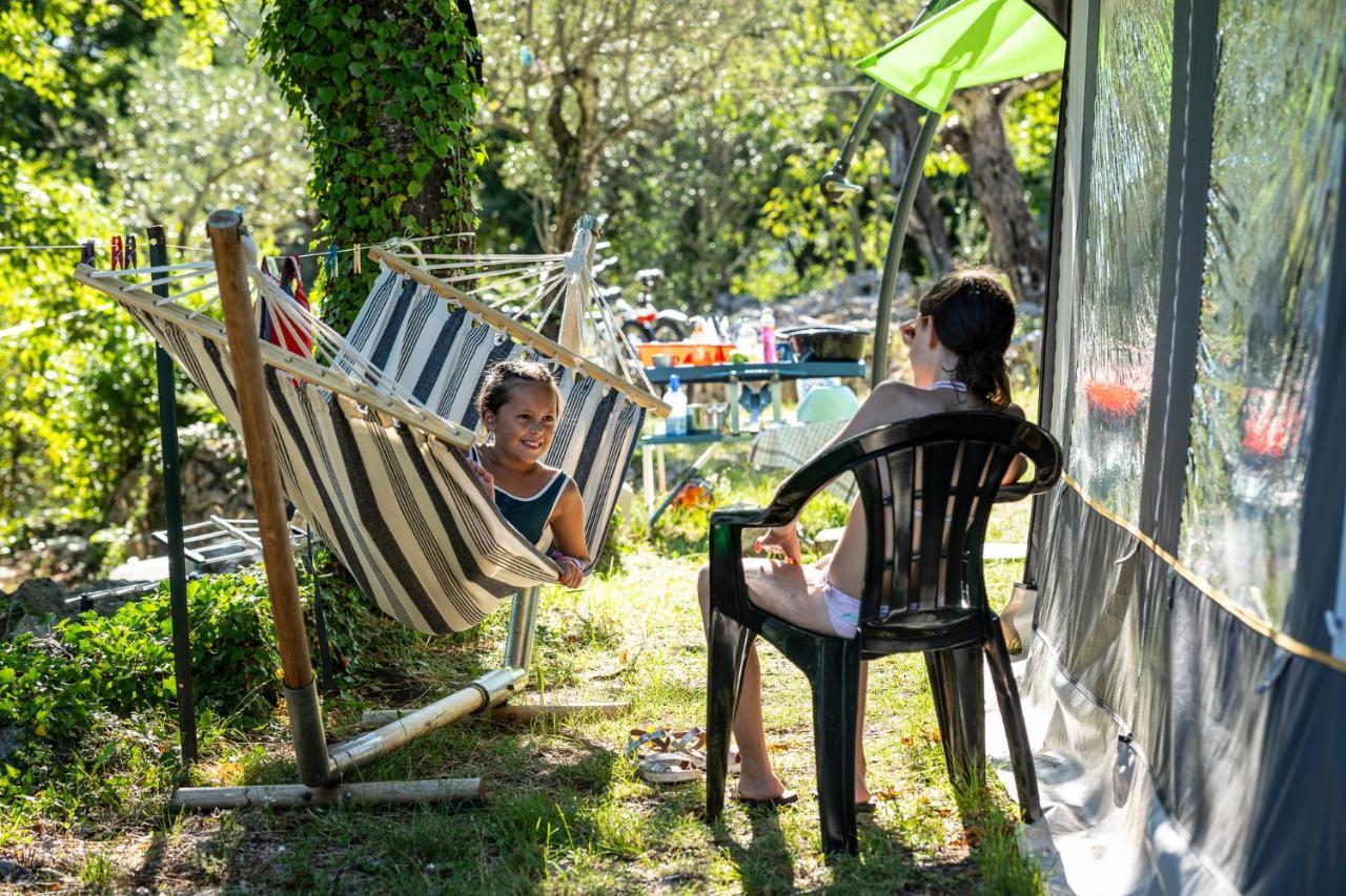 לאבום Charmant Camping Familiale 3 Etoiles Vue 360 Plage Piscine A Debordement Empl Xxl מראה חיצוני תמונה